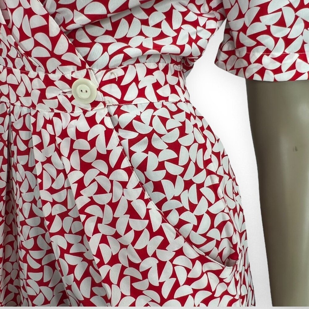 Vintage Red & White Abstract Pattern Dress With Short Sleeves & Button Details 4 - Picture 5 of 9